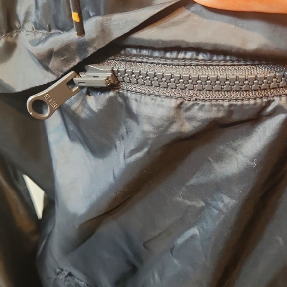 CONVERSE MENS BLACK PULLOVER HALF ZIPPER SIZE LARGE - Picture 5 of 13